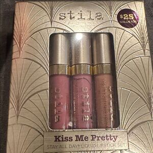 Stila Gift Set Liquid lipstick pink neutral Kiss me pretty